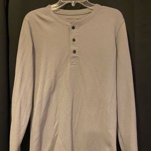 American Eagle men’s small sweater with three top buttons